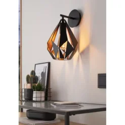 Aplique de Parede com Abajur Geométrico Preto e Cobre CARLTON 1 EGLO 49992