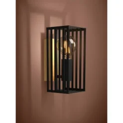 Aplique de Parede com Base em Carvalho e Estrutura Preta CIDRAZ EGLO 390165