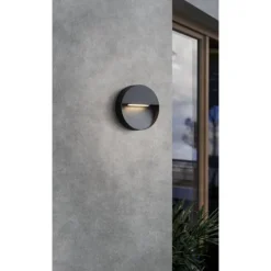 Aplique de Parede Exterior LED com Luz Ajustável MARUGGIO EGLO 900888