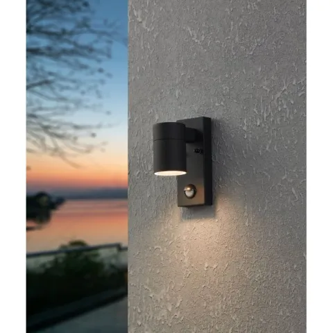 Aplique de Parede LED Exterior com Sensor de Movimento RIGA 5 EGLO 99571