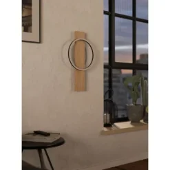 Aplique de Parede LED Preto com Detalhe em Carvalho BOYAL EGLO 901715