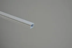 Calha técnica 25X30mm, branco, EFAPEL, 13010 cbr (preço ao metro - compra obrigatória em múltiplos de 2)