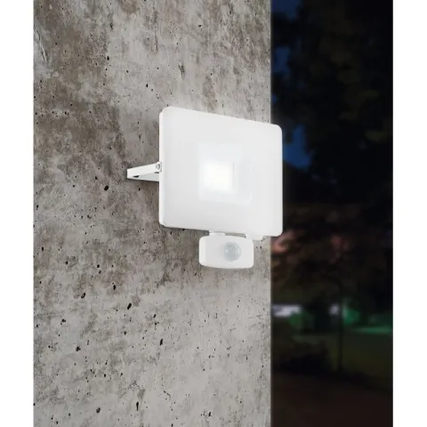 Projetor de exterior com sensor de movimento FAEDO 3 EGLO 33158